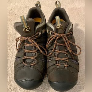 Men’s Keen Voyageur Low Height Hiking Shoes